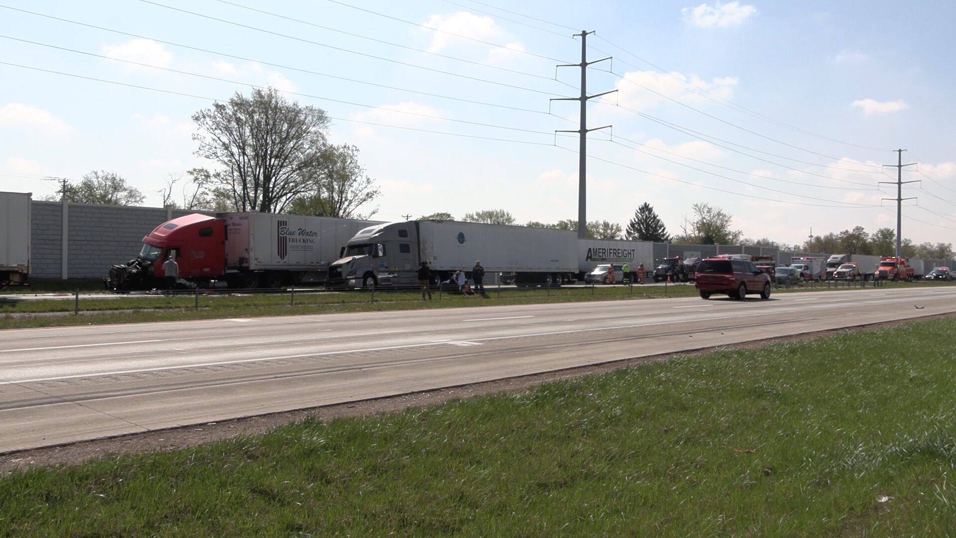 Northbound I-75 between 309 and Reservoir Road closed due to crash involving multiple semis